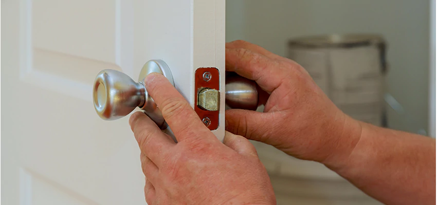 AAA Locksmiths For lock Replacement in Doral, Florida