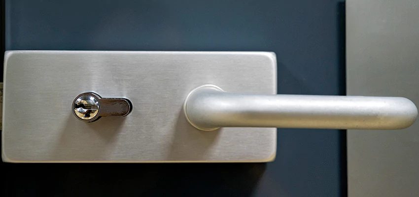 Change Patio Door Locks in Doral, Florida